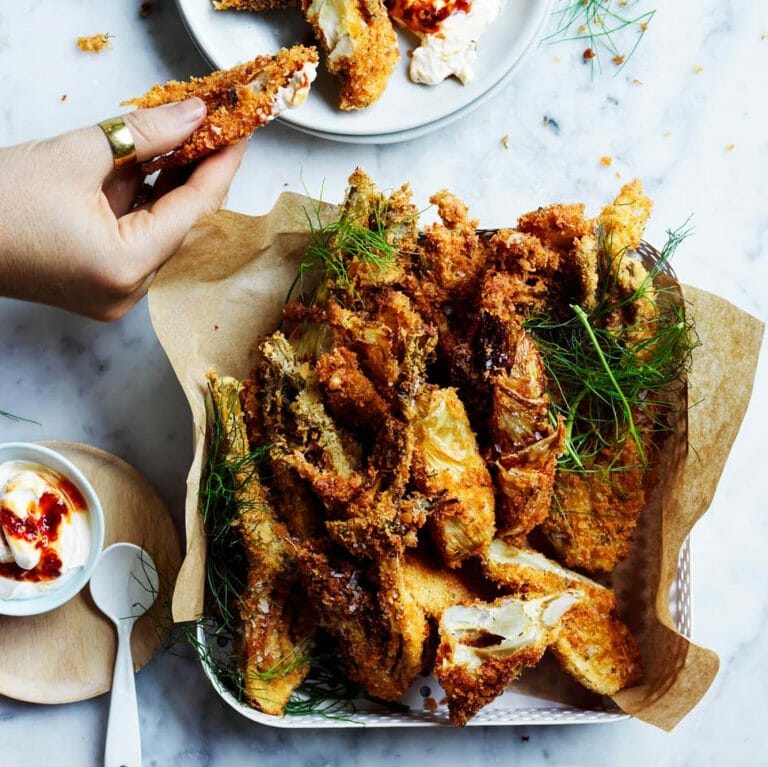 Crispy Fennel Wedges with Sour Cream & Sweet Chilli Sauce _1_1
