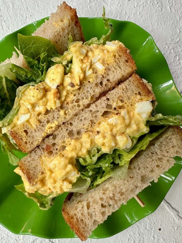 Curried egg & cos sandwiches