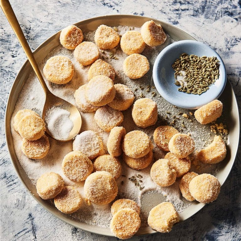 Fennel seed shortbread coins