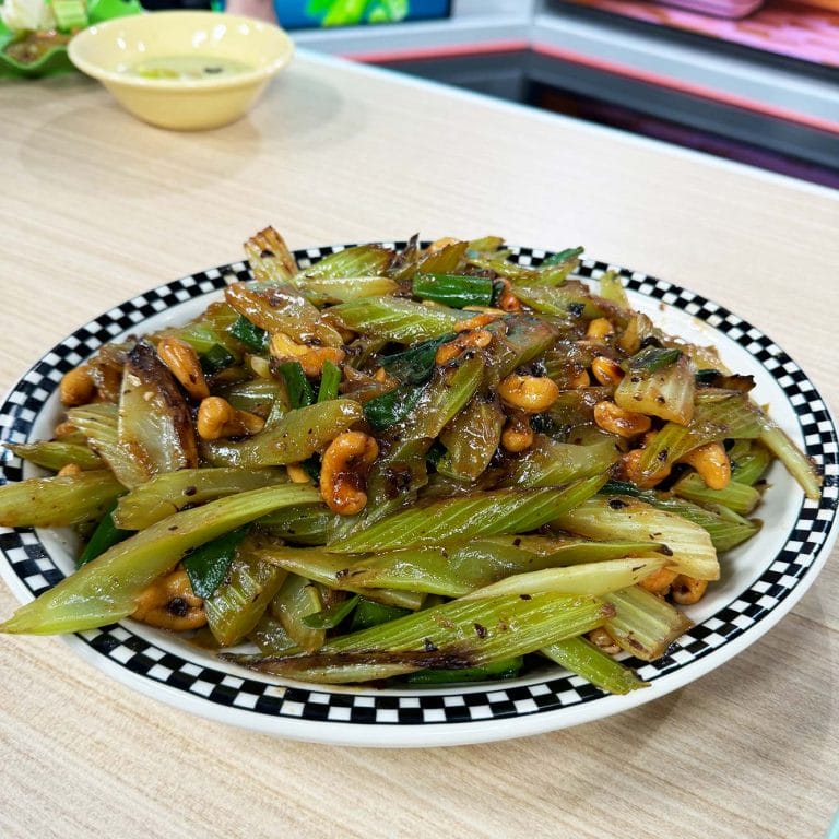 Stir-fried celery with black bean sauce